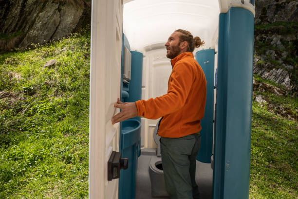 Portable Toilet Options We Offer in Oak Grove, MN